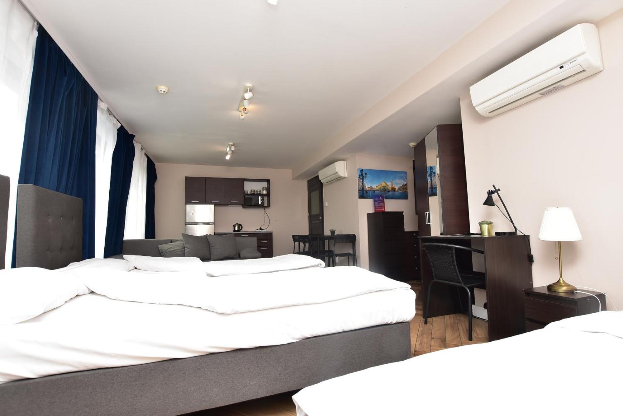 Dukes - Wita Stwosza Apartment *